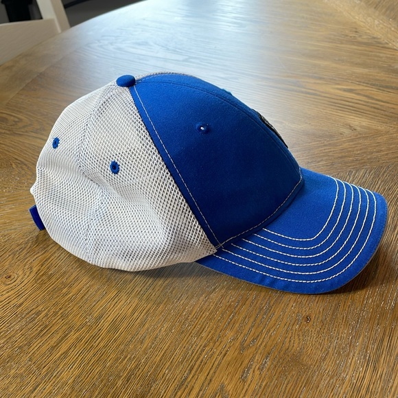 Dale Jr 88 Valvoline cap. NASCAR, Valvoline NASCAR - Picture 3 of 7